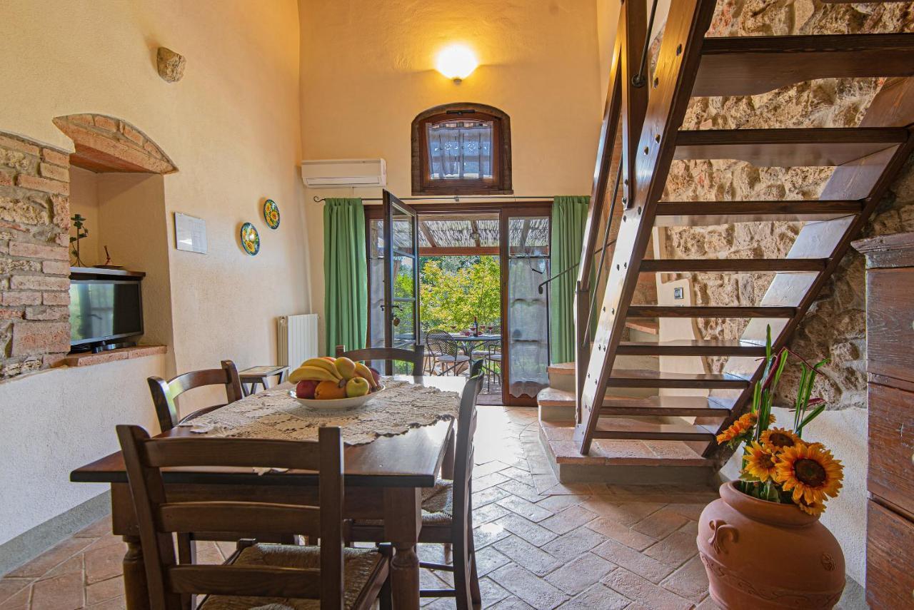 Agriturismo Casavaiano Ґамбассі-Терме Екстер'єр фото
